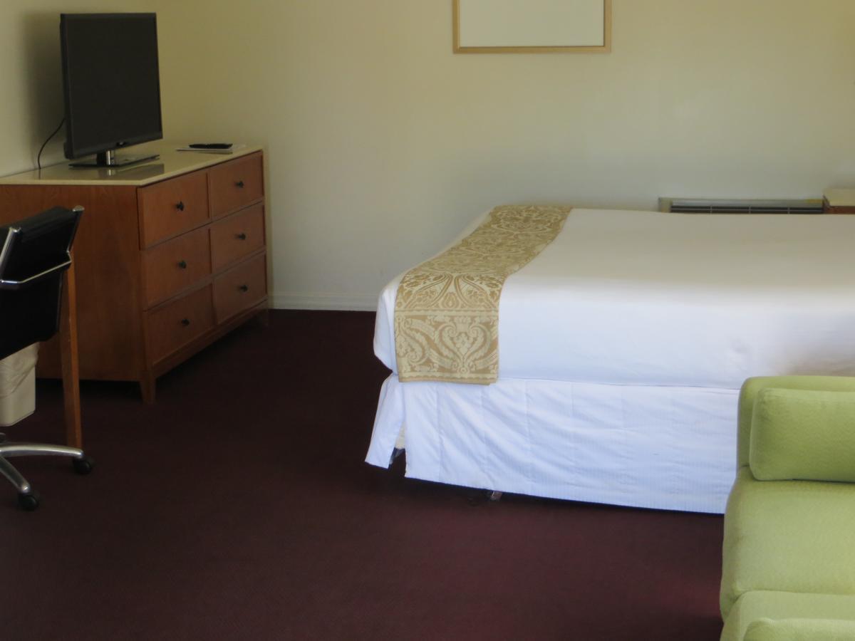 Motel -